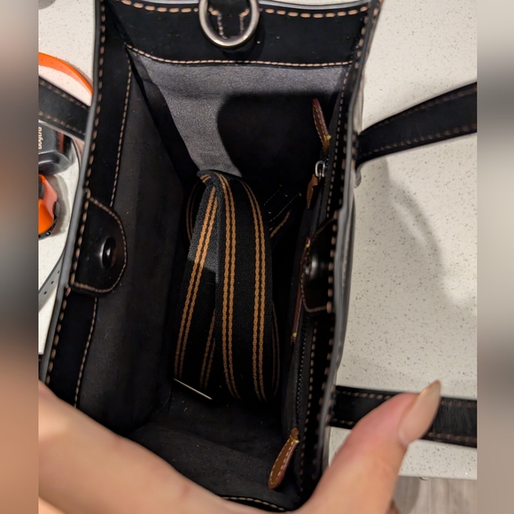 ❌SOLD❌Field Tote 22 With Quilting And Coach Badge - Picture 6 of 6